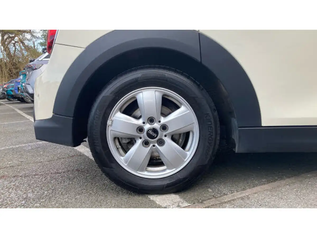 2022-mini-cooper-15-cooper-classic-hatchback-5d-big-6