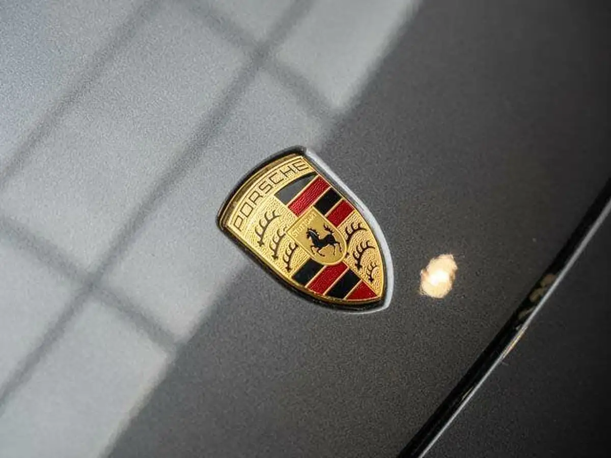 2021-porsche-cayenne-30-v6-coupe-big-25