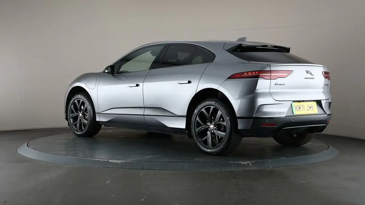 2021-jaguar-i-pace-ev400-black-big-5