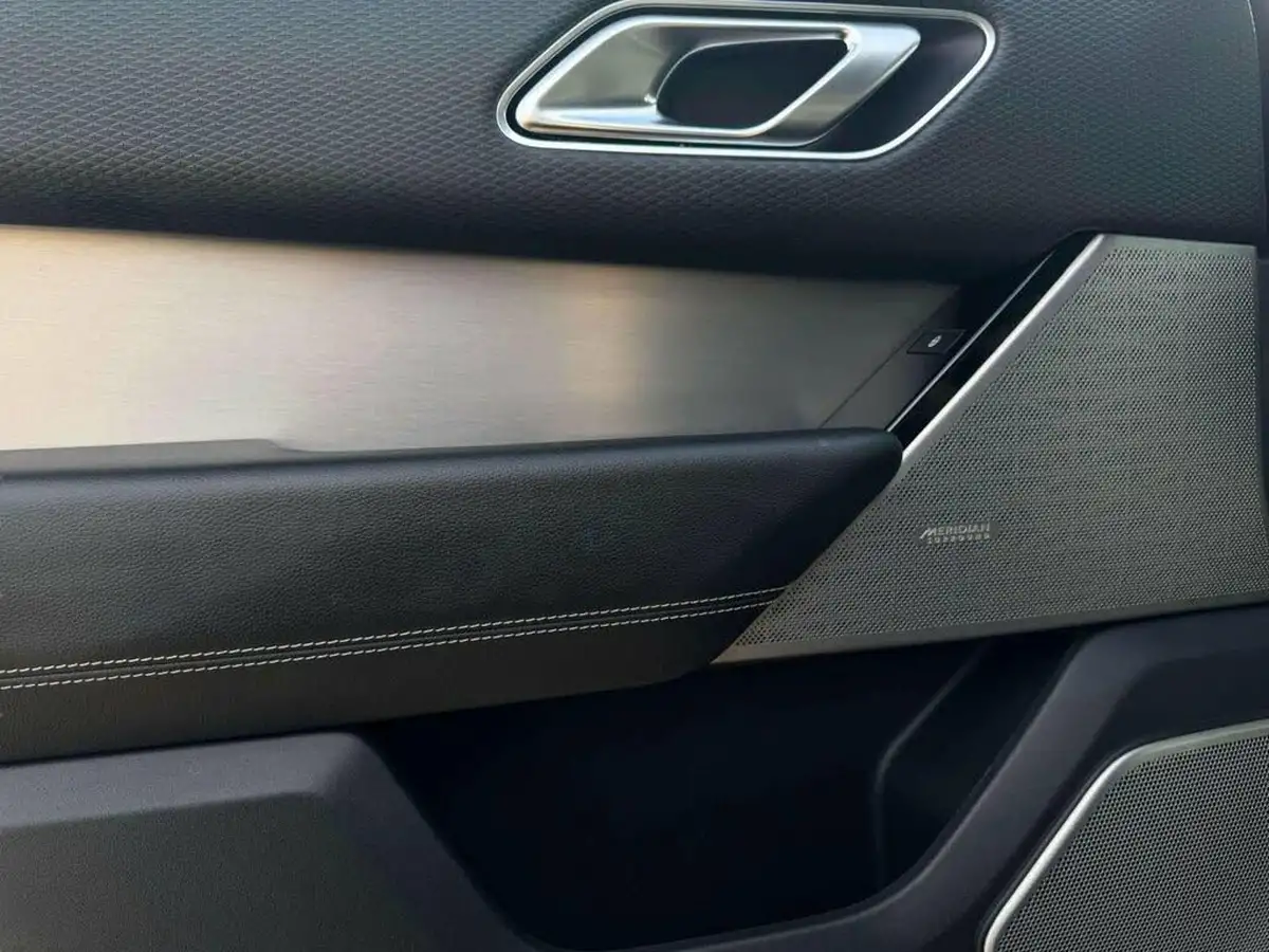 2019-land-rover-range-rover-velar-20-d180-r-dynamic-se-big-54