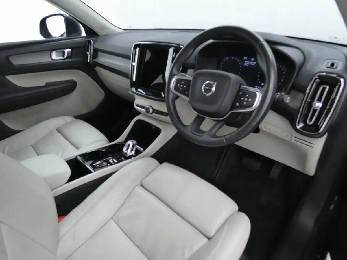 2021-volvo-xc40-15-t3-inscription-pro-161bhp-auto-big-9