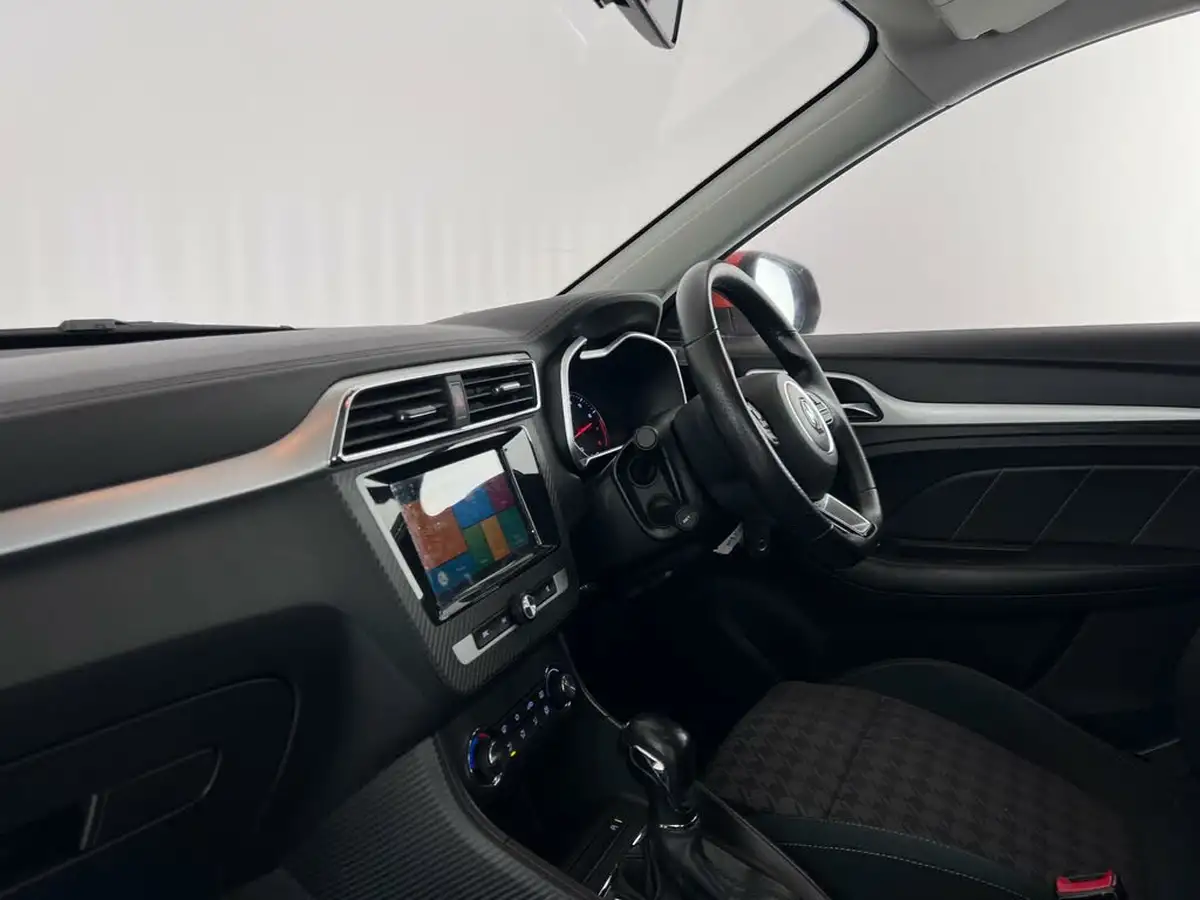 2018-mg-zs-suv-10t-gdi-excite-big-13