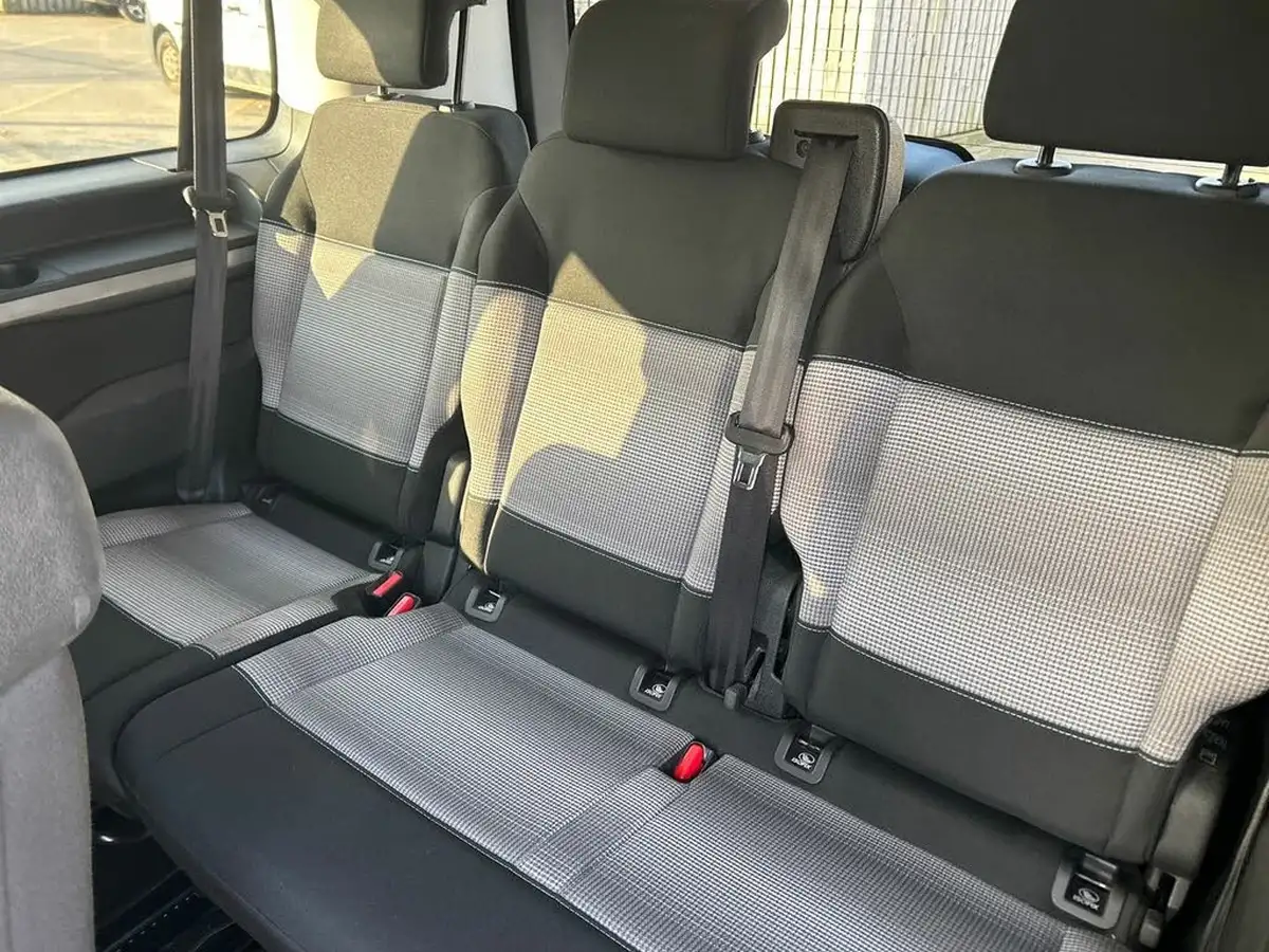 2019-citroen-spacetourer-20bluehdi-feel-m-150ps-big-31
