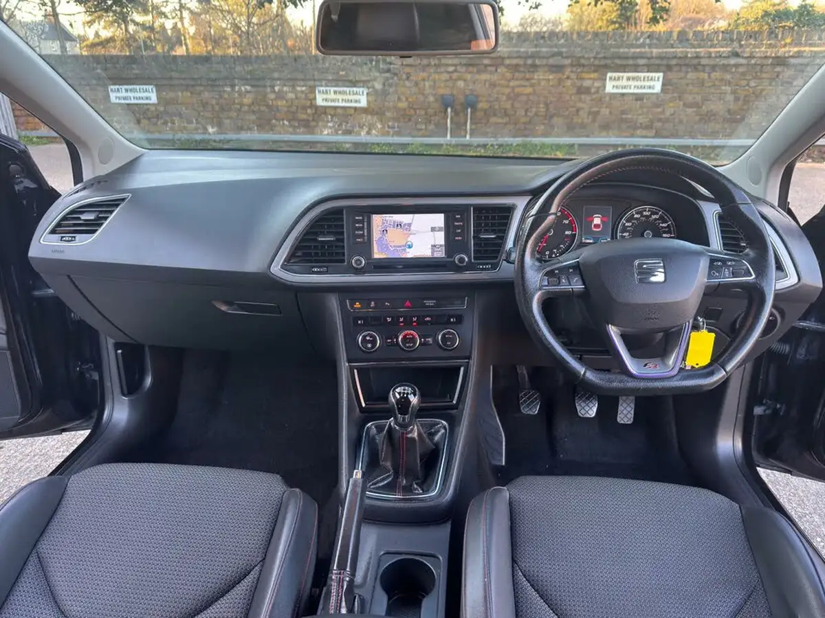 2015-seat-leon-14-fr-tech-pack-tsi-act-sportcoupe-3d-1390cc-big-7