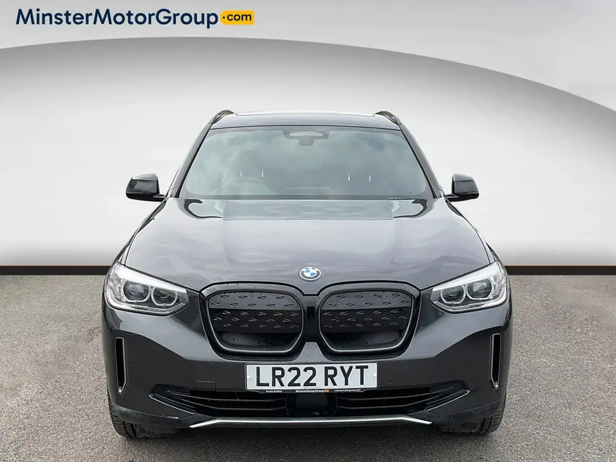 2022-bmw-ix3-e-premier-edition-big-4