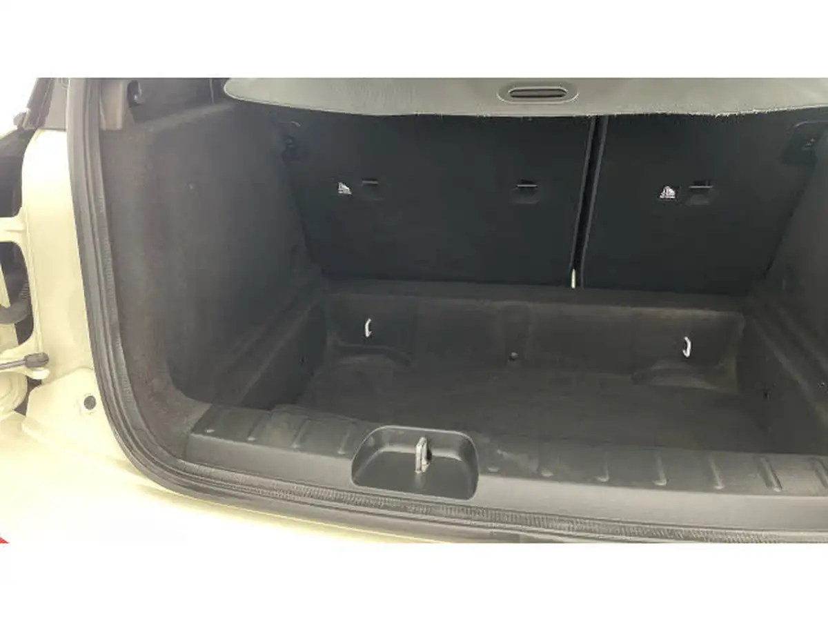 2020-mini-clubman-15-cooper-classic-big-34