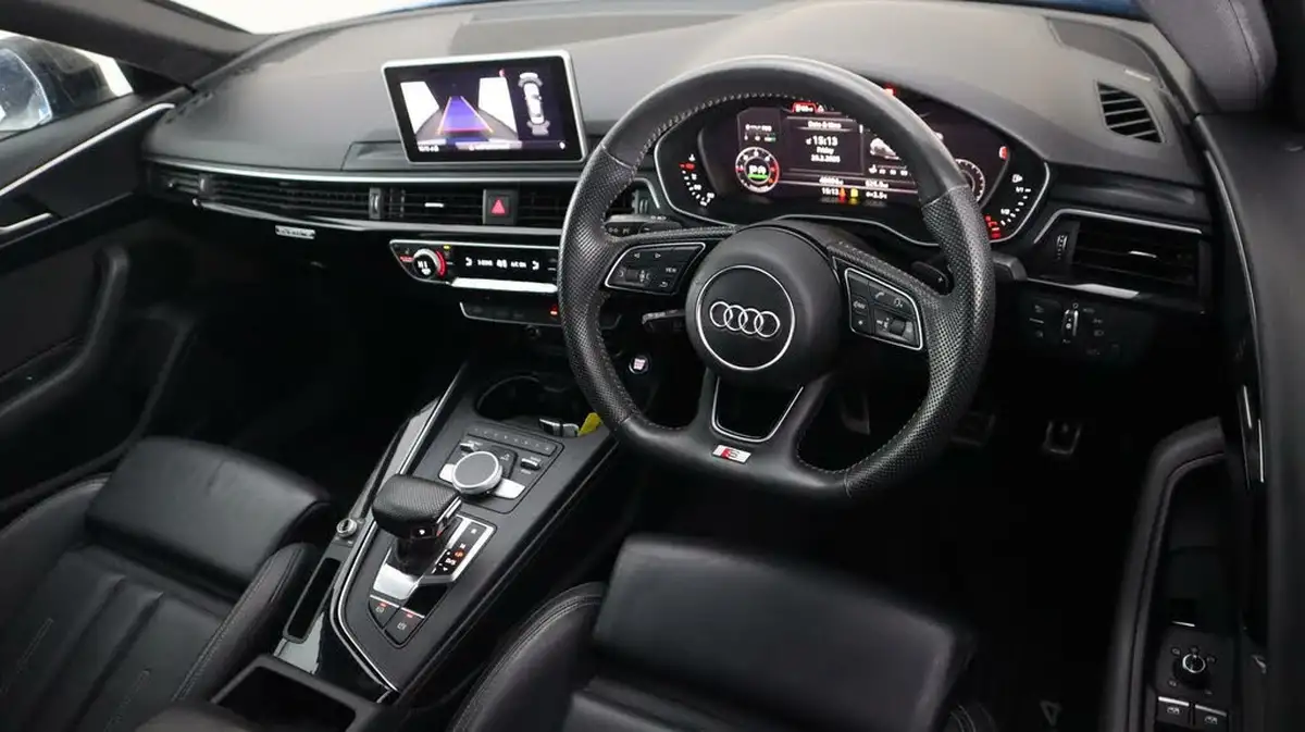 2019-audi-a4-20-40-tdi-black-edition-quattro-big-9
