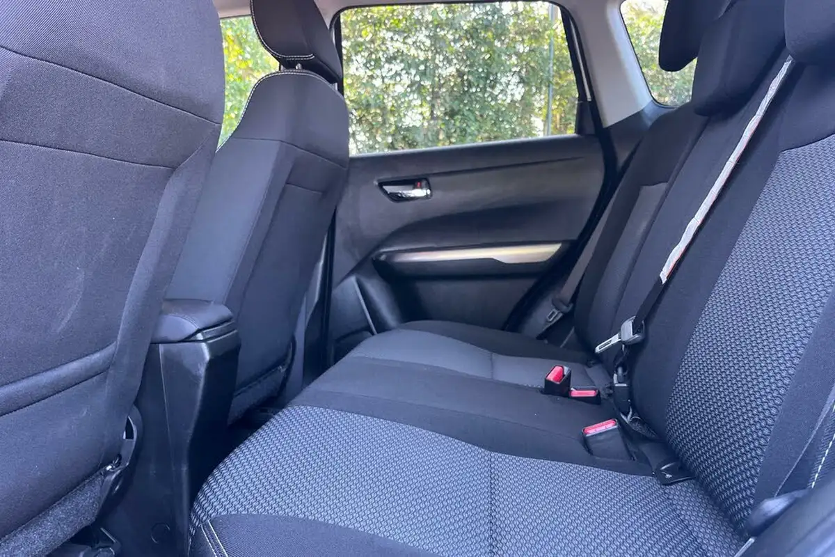 2022-suzuki-vitara-15-sz-t-big-5
