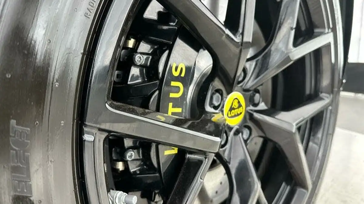 2023-lotus-eletre-e-s-big-43