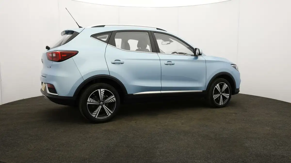 2020-mg-zs-suv-e-exclusive-ev-big-48