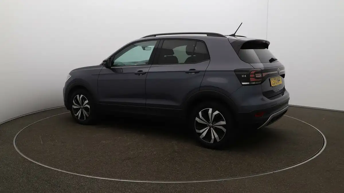 2024-volkswagen-t-cross-10-tsi-black-edition-110ps-big-28