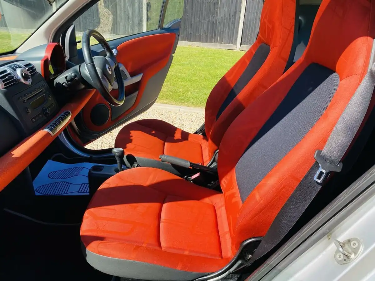 2008-smart-fortwo-10-passion-84bhp-coupe-semi-a-big-10