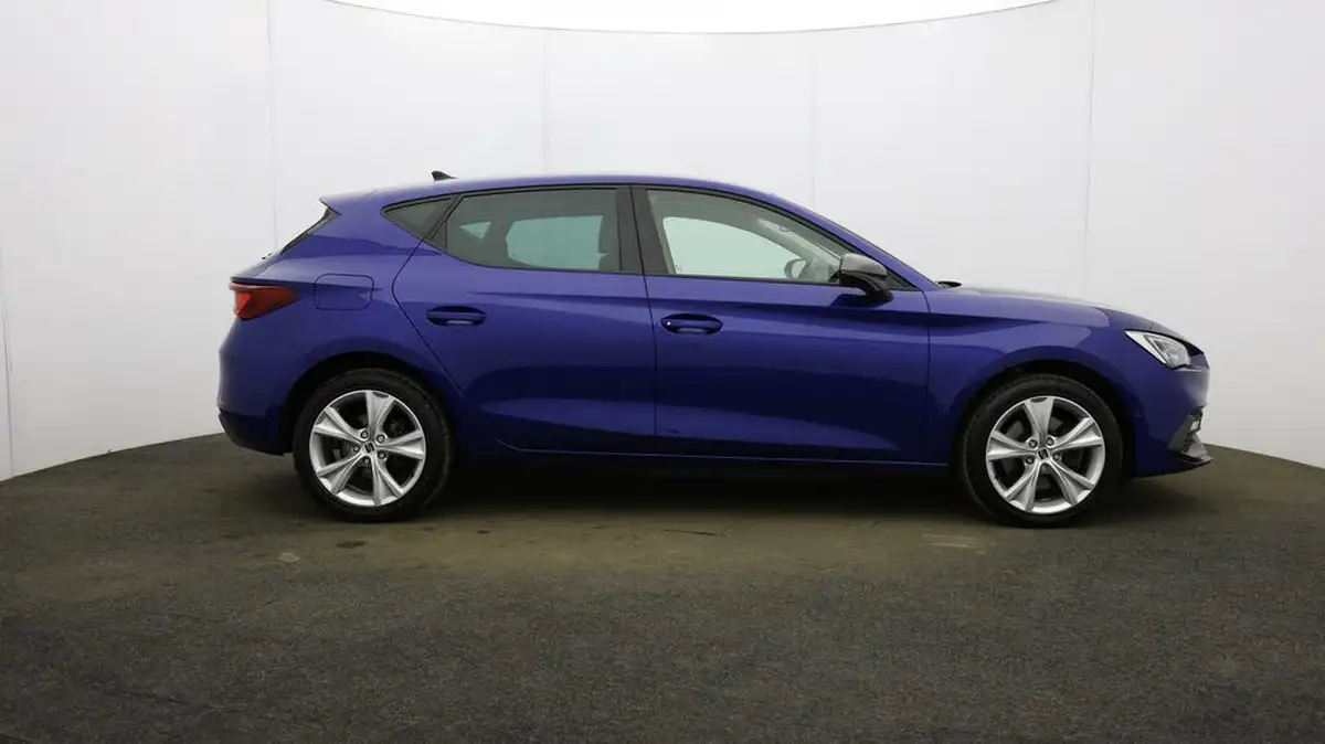 2020-seat-leon-14-e-hybrid-fr-hatchback-big-45