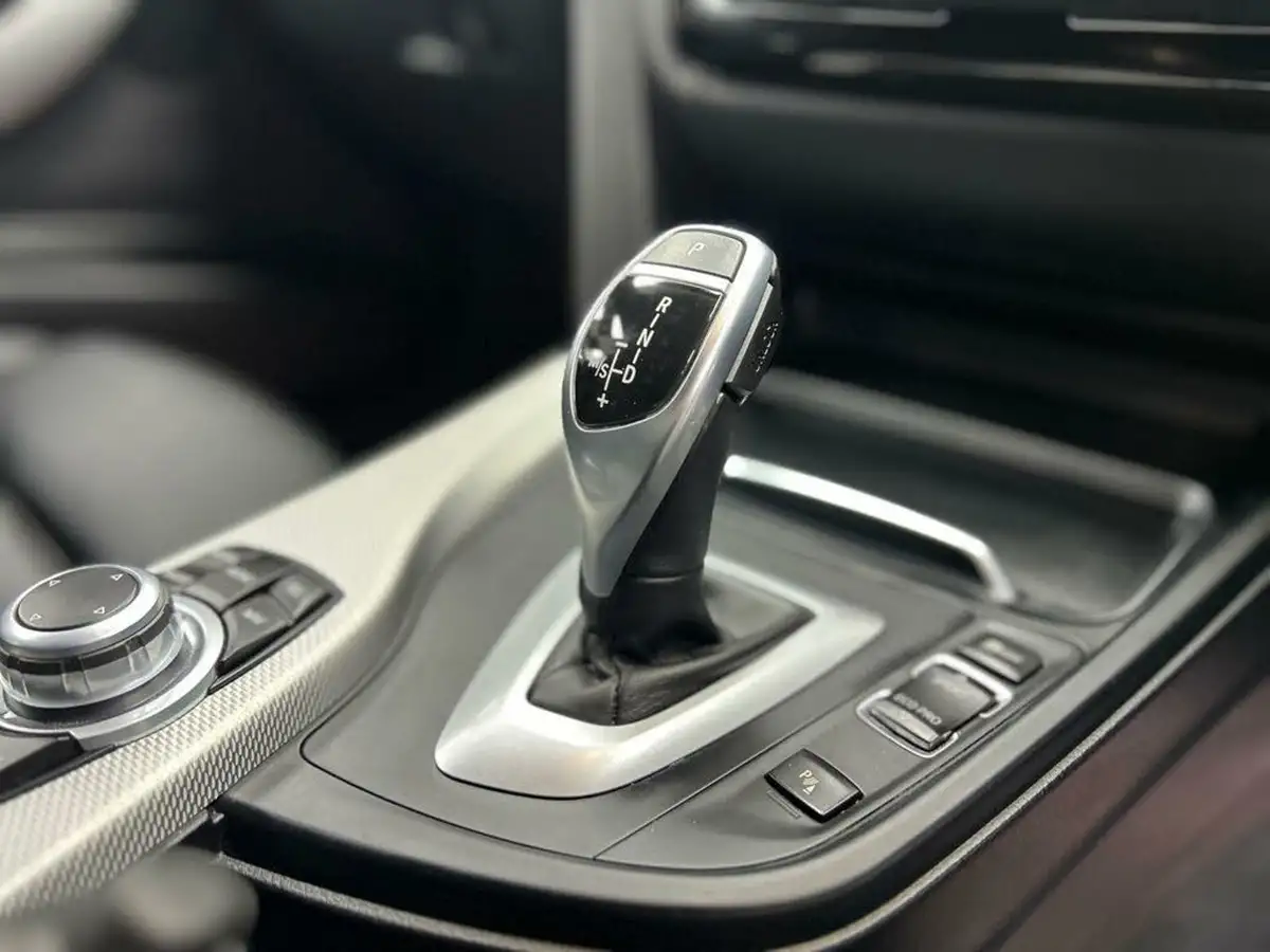 2016-bmw-3-series-30td-330d-m-sport-saloon-4d-big-41