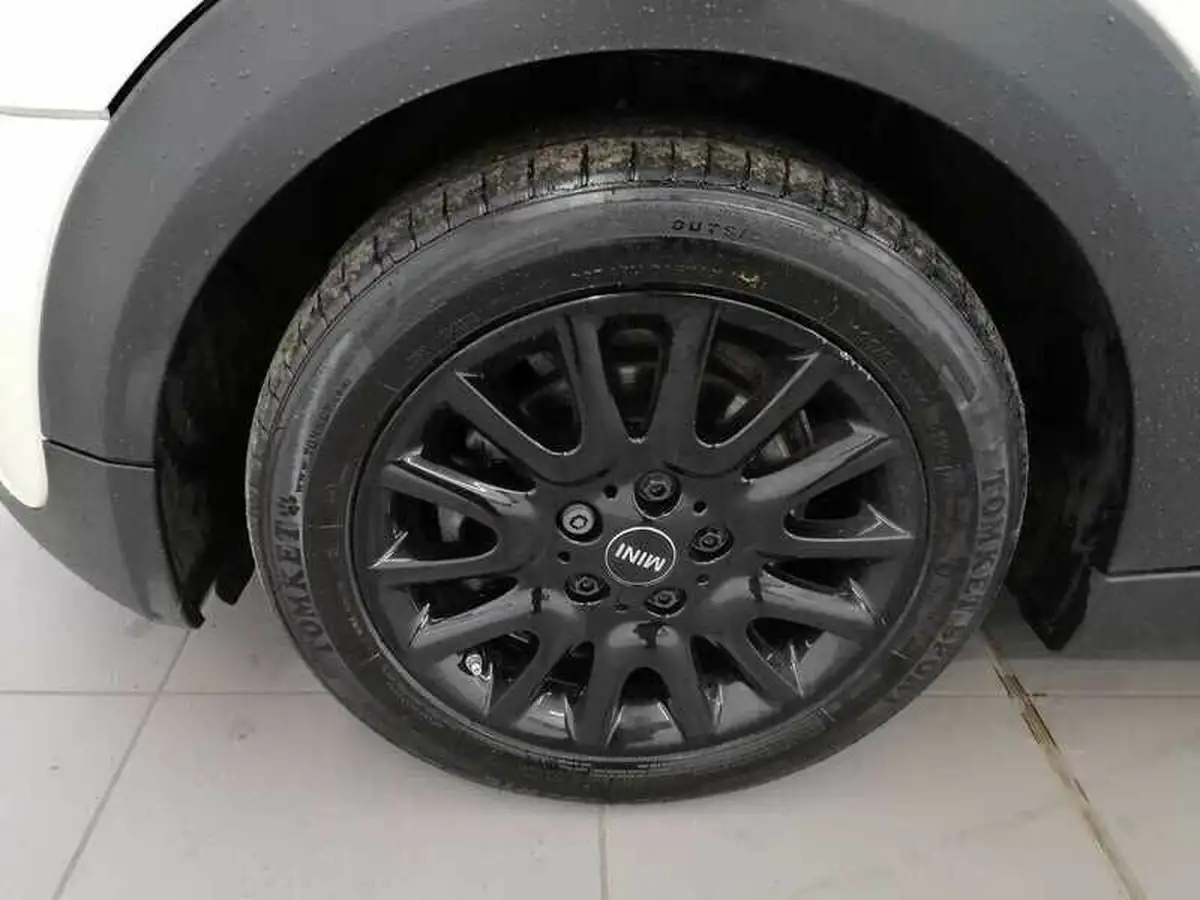 2019-mini-cooper-15-cooper-classic-hatchback-5d-big-12