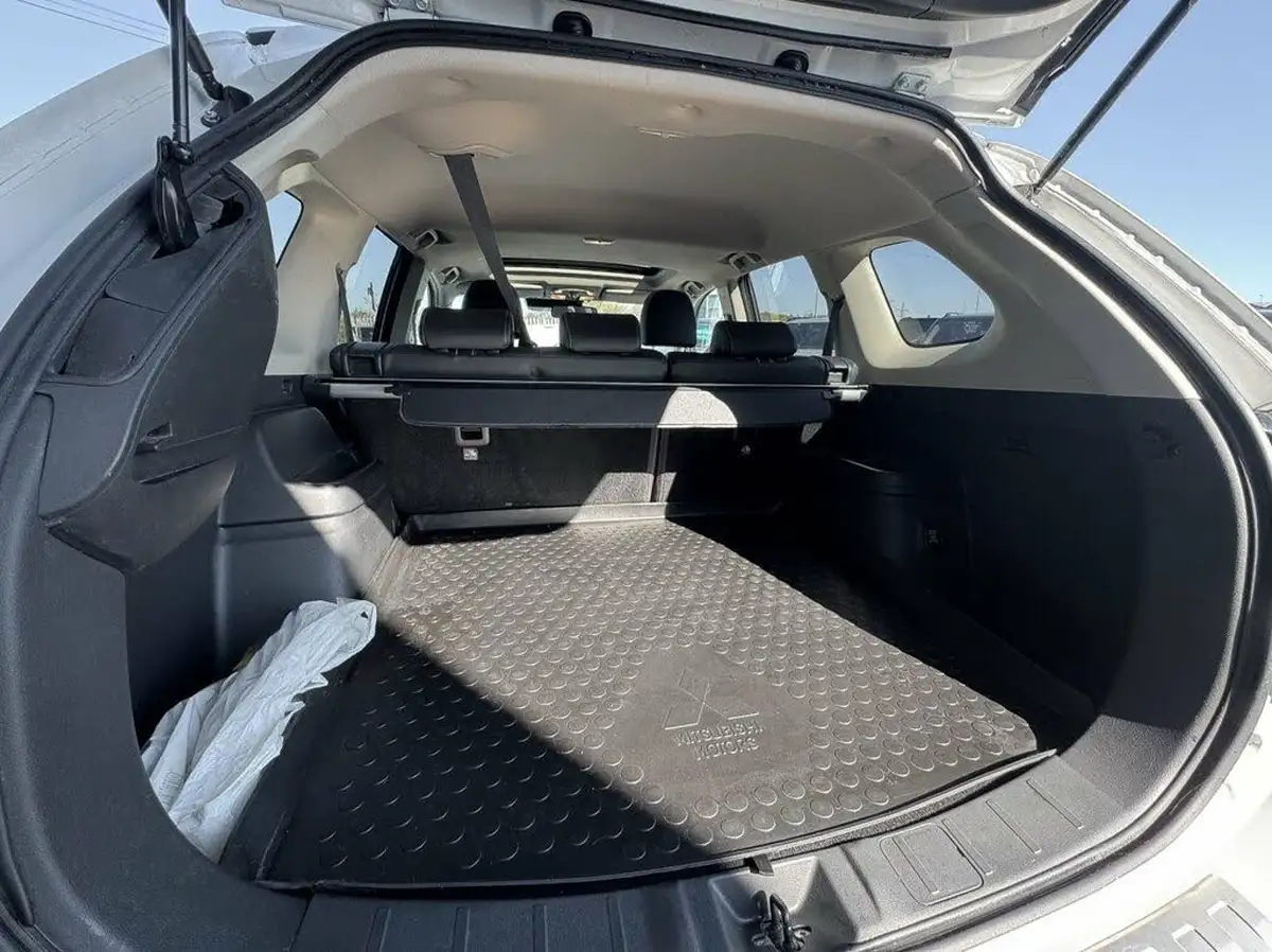 2017-mitsubishi-outlander-20-4hs-phev-5st-big-46
