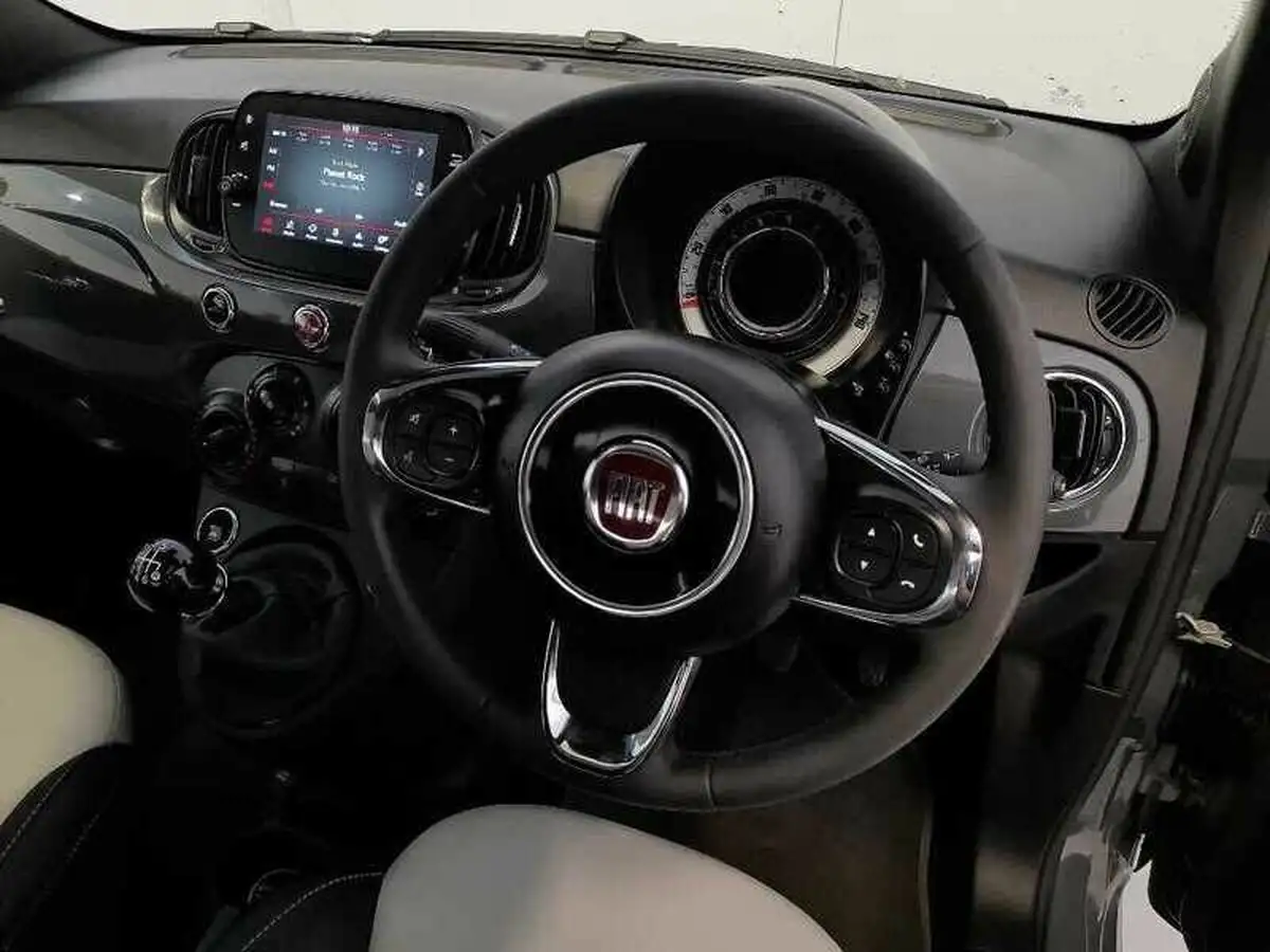 2022-fiat-500-10-dolcevita-big-10