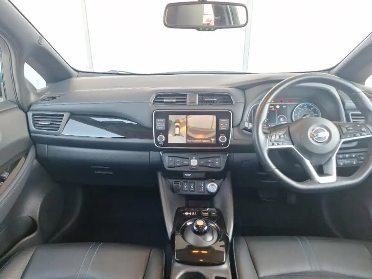 2021-nissan-leaf-e-n-connecta-big-2
