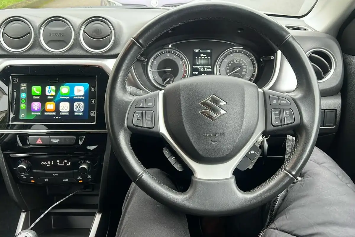 2023-suzuki-vitara-14-boosterjet-sz-t-big-10