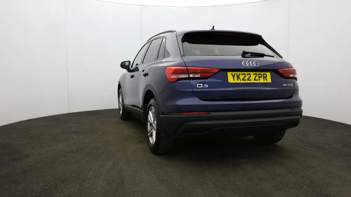 2022-audi-q3-15-35-tfsi-technik-cod-s-tronic-big-25