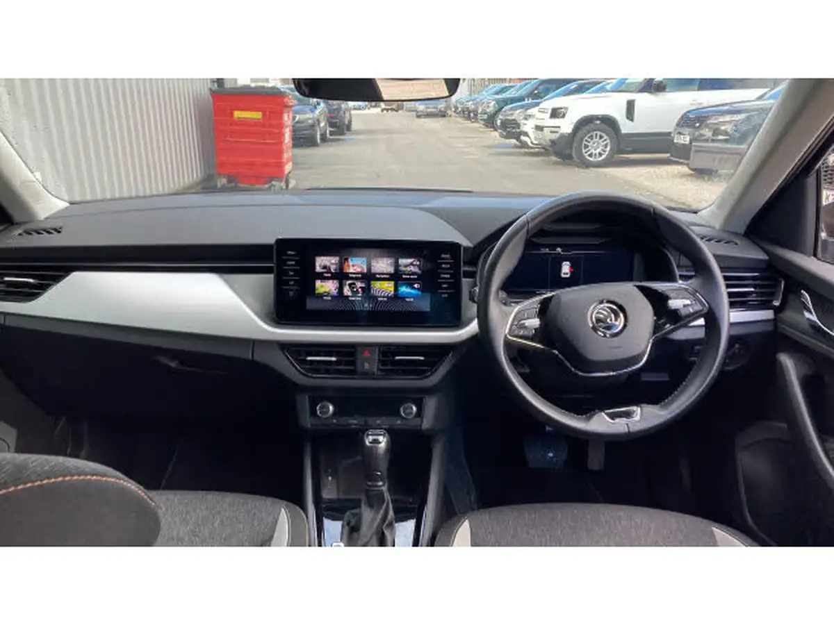 2021-skoda-kamiq-10-tsi-se-l-109ps-dsg-big-8