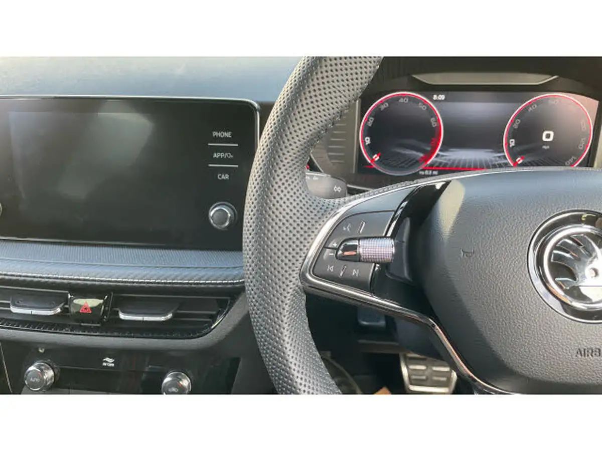 2024-skoda-fabia-15-tsi-monte-carlo-big-16