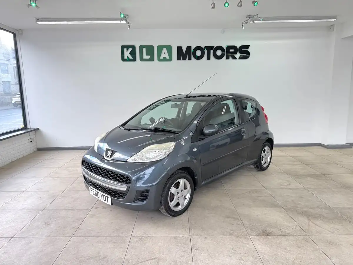 2010-peugeot-107-10-millesim-3d-big-0