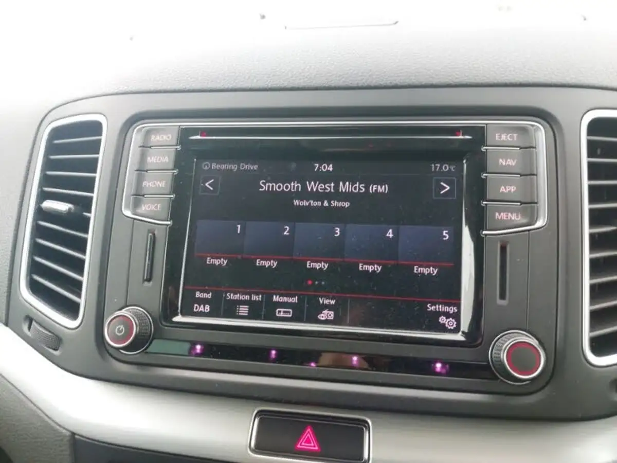 2020-volkswagen-sharan-20tdi-se-nav-150ps-dsg-big-11