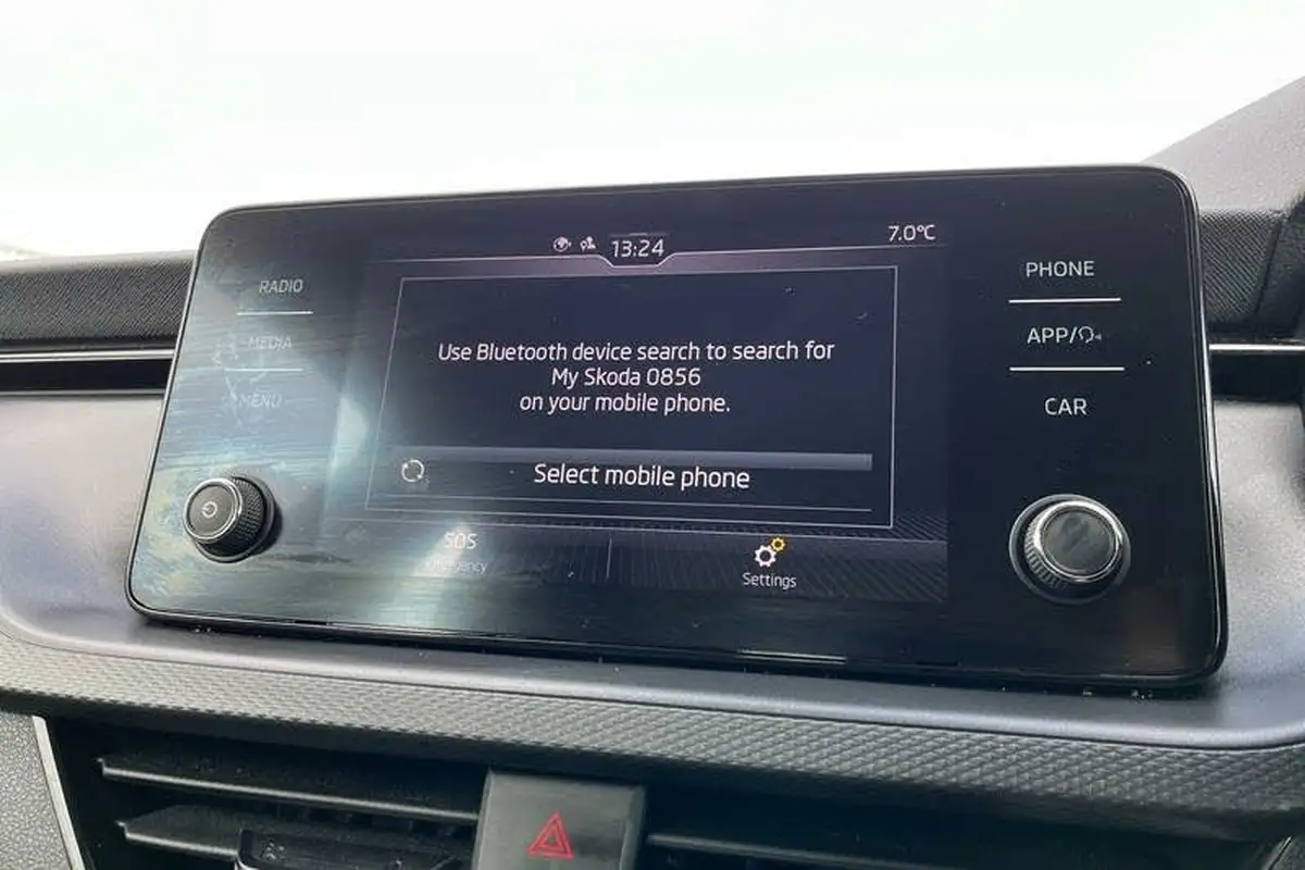 2021-skoda-kamiq-10-tsi-se-95ps-big-26
