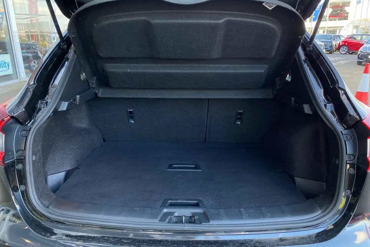 2019-nissan-qashqai-15dci-acenta-premium-17in-alloys-dct-big-15