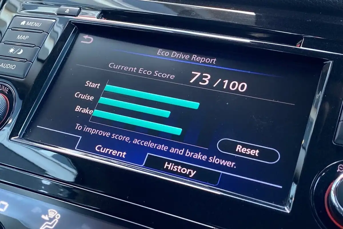 2019-nissan-qashqai-15dci-acenta-premium-17in-alloys-dct-big-39