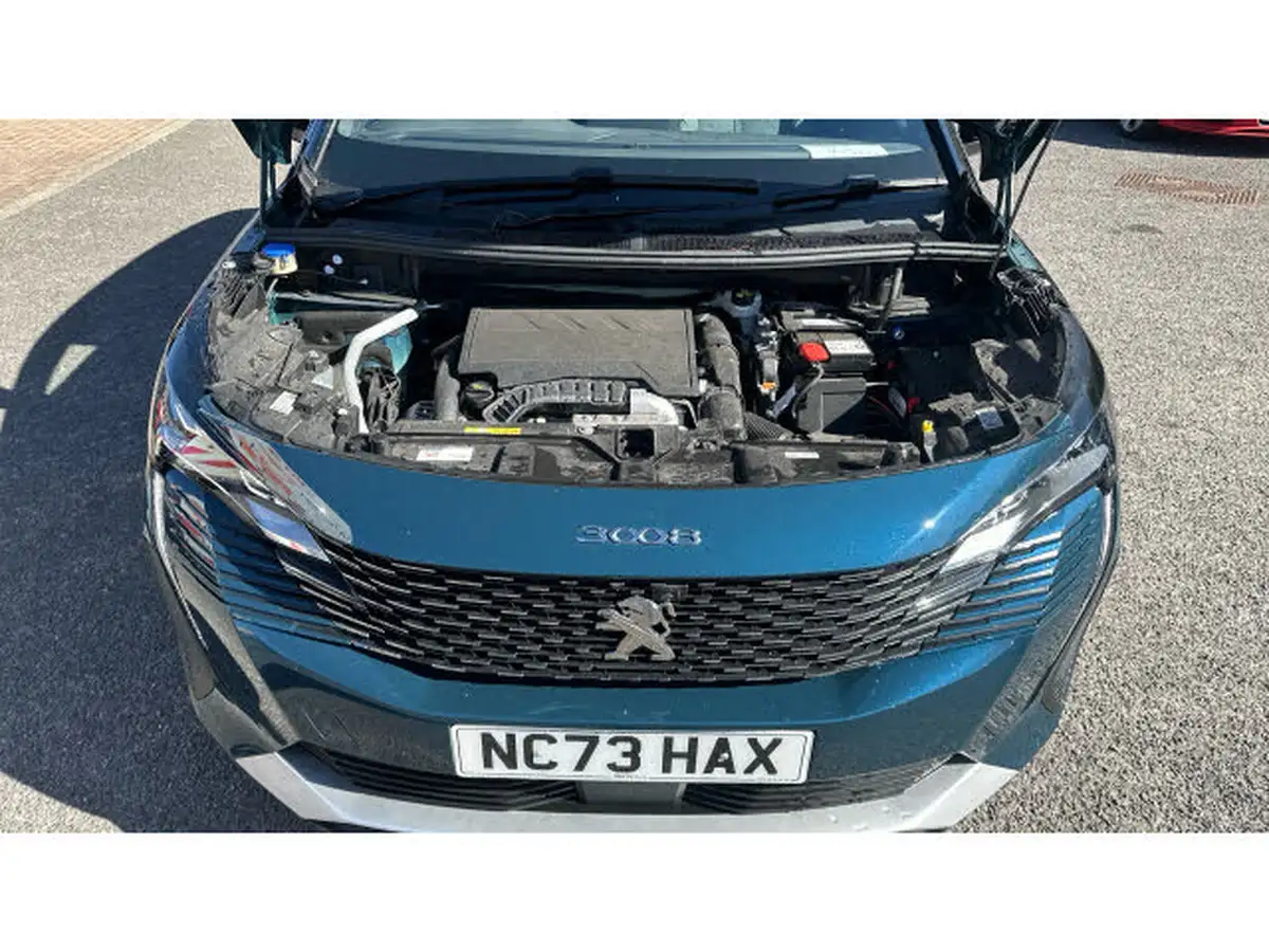 2024-peugeot-3008-suv-12-puretech-allure-130bhp-ss-eat8-big-7