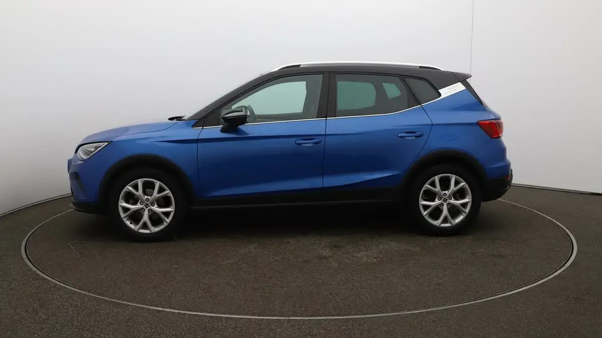 2023-seat-arona-10-tsi-fr-big-4