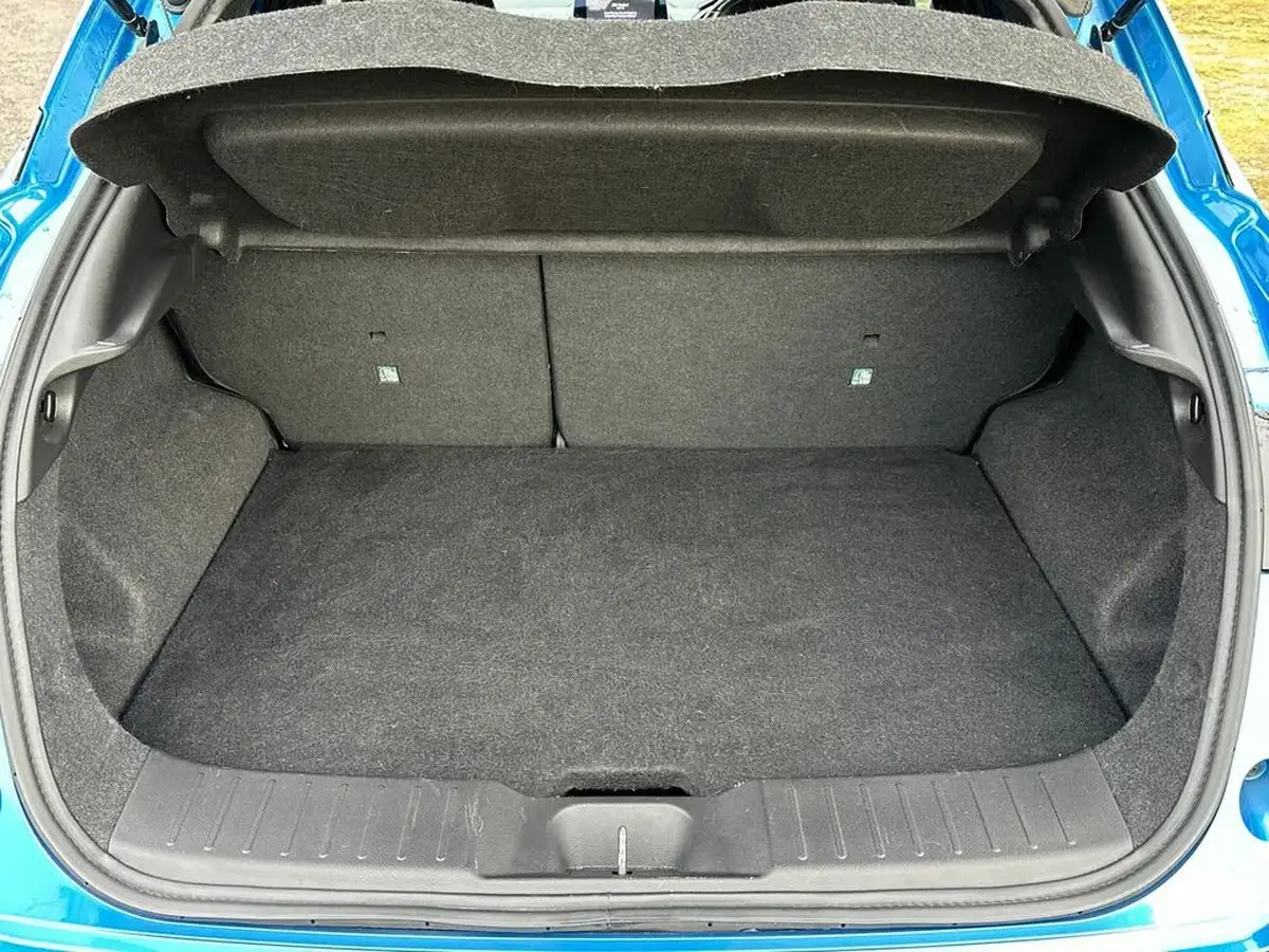 2021-nissan-juke-10-dig-t-n-connecta-dct-big-9