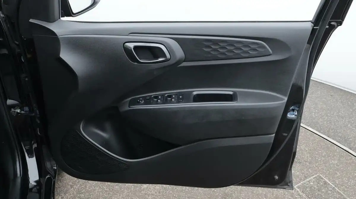 2023-hyundai-i10-10-t-gdi-n-line-big-15