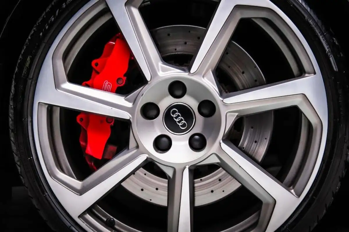 2018-audi-tt-coupe-25-tfsi-quattro-rs-big-50