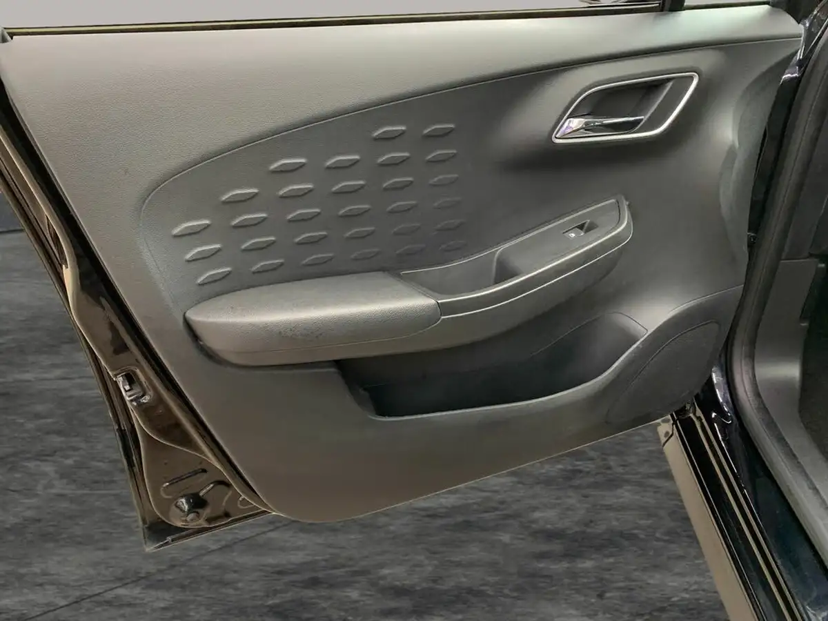 2023-mg-mg3-15-vti-tech-exclusive-nav-big-24