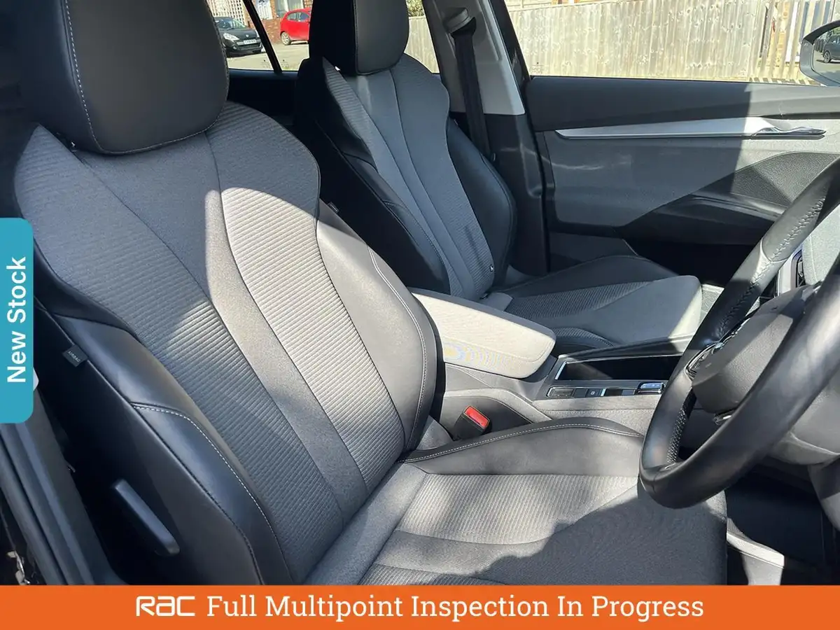 2021-skoda-enyaq-e-60-62-kwh-big-2