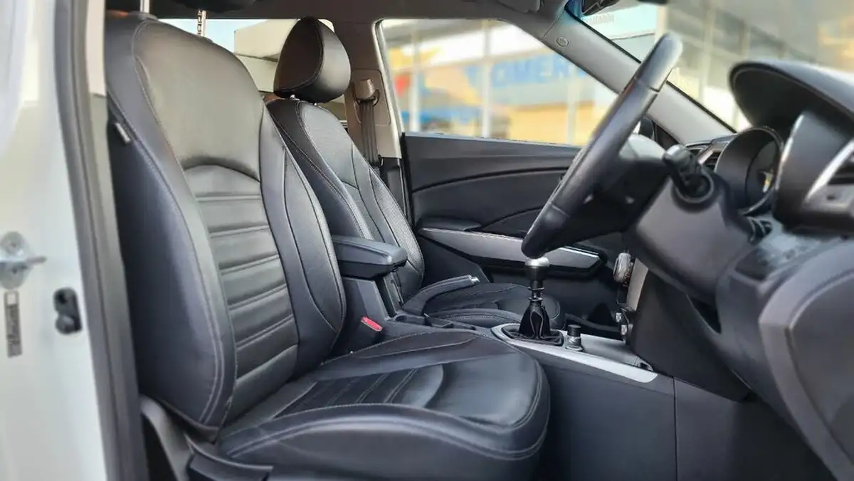 2016-kgm-ssangyong-tivoli-16td-elx-2wd-big-10