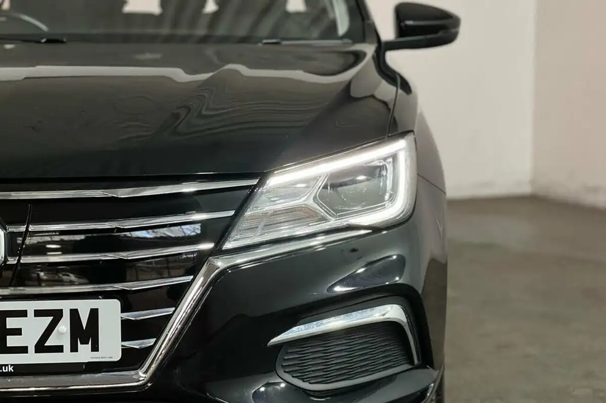 2021-mg-mg5-e-exclusive-ev-long-range-big-15