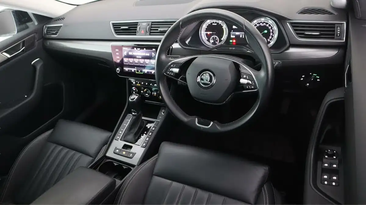 2021-skoda-superb-14-tsi-se-l-estate-big-9