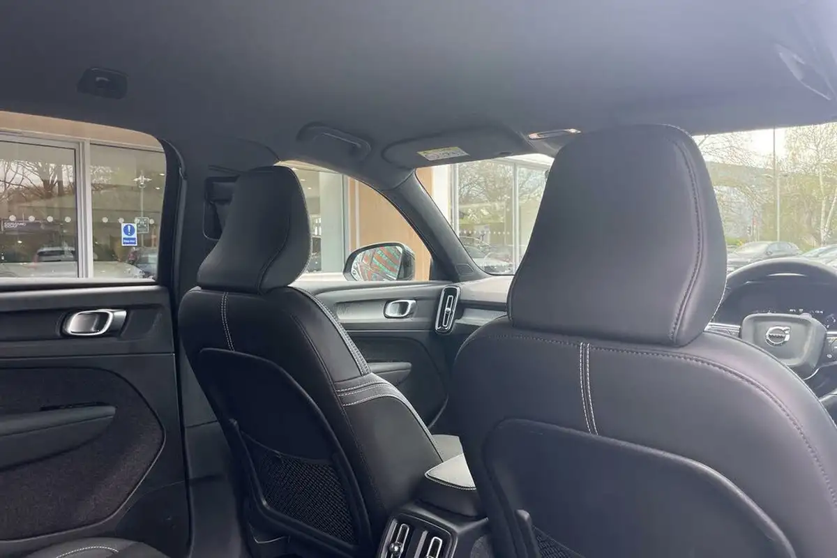 2021-volvo-xc40-15-t3-r-design-161bhp-auto-big-22