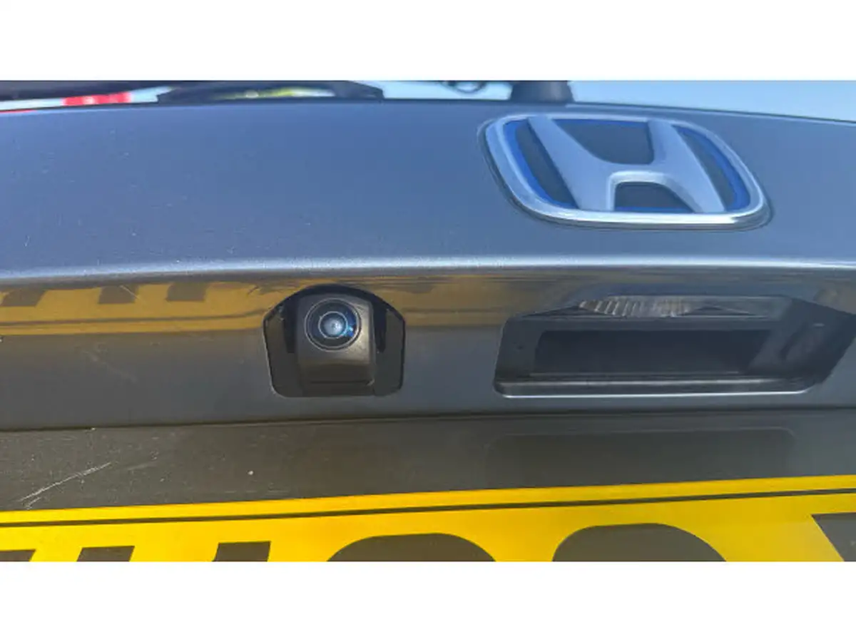 2022-honda-jazz-15-i-mmd-ex-109ps-big-35