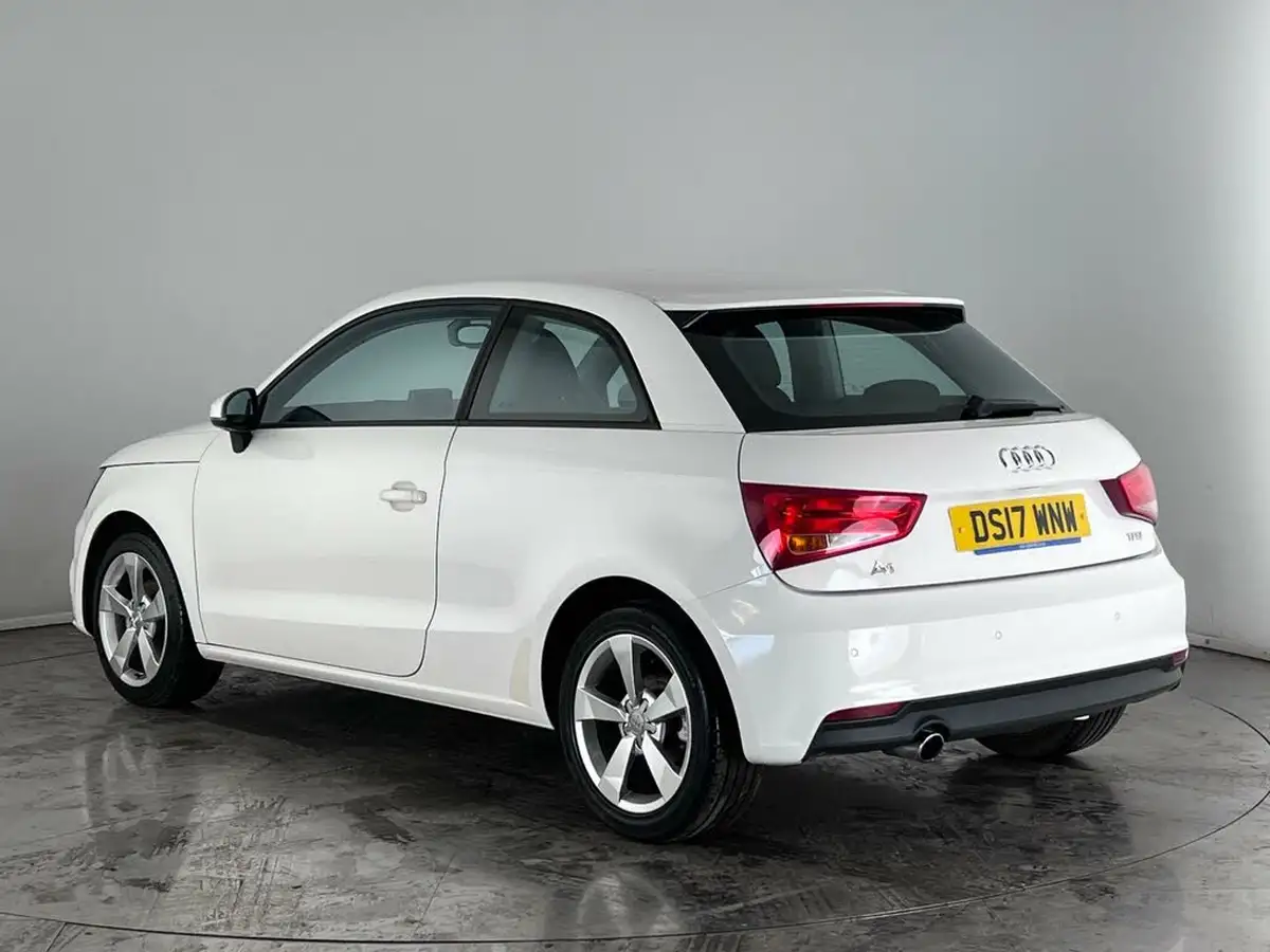 2017-audi-a1-10-tfsi-sport-hatchback-3d-s-tronic-big-3