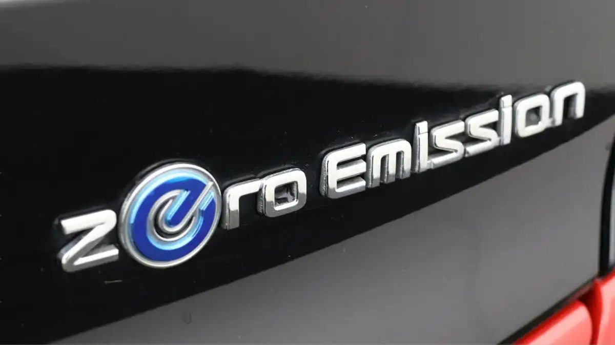 2020-nissan-leaf-e-n-connecta-big-21