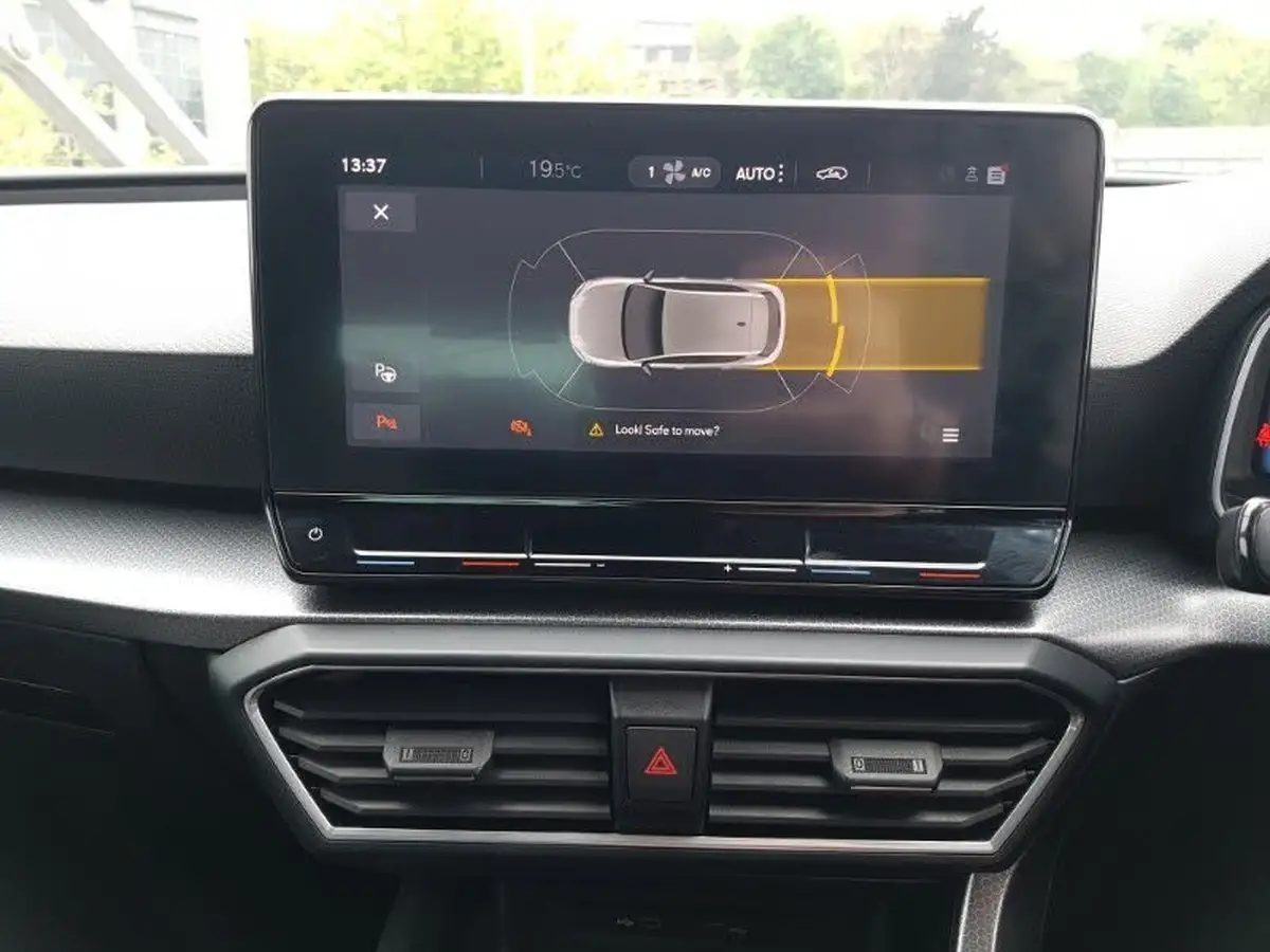 2021-seat-leon-10-tsi-evo-se-dynamic-hatchback-big-10