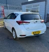 2016-toyota-auris-small-8