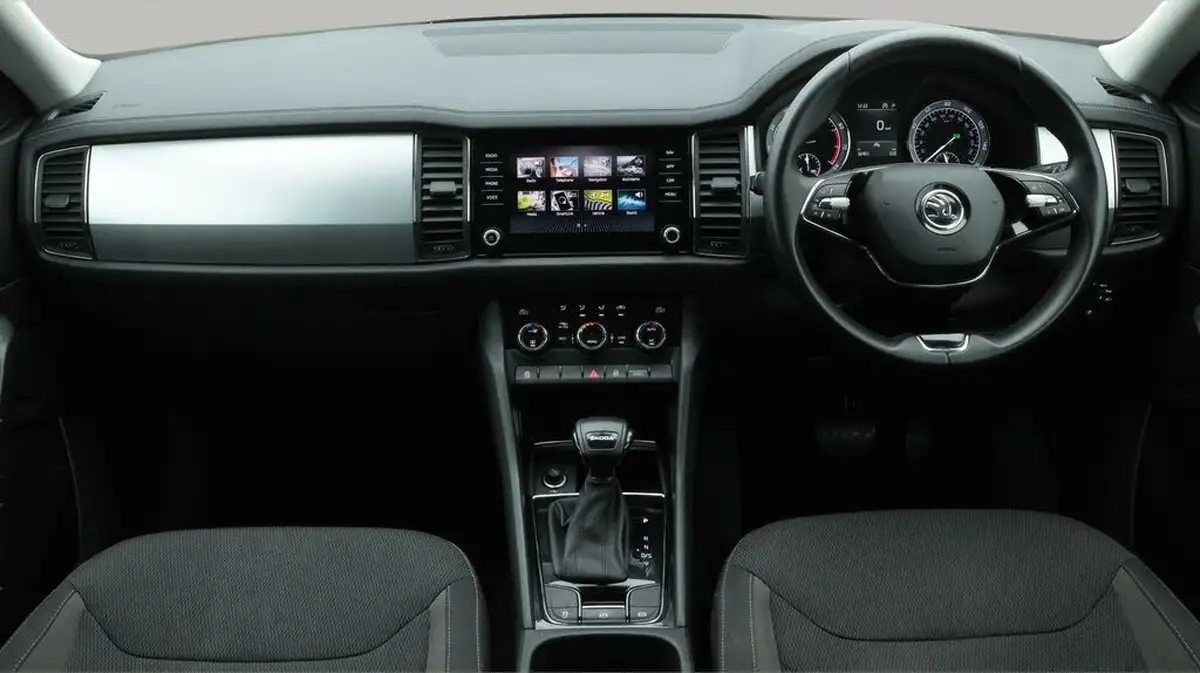2021-skoda-kodiaq-15-tsi-se-5-dsg-big-13