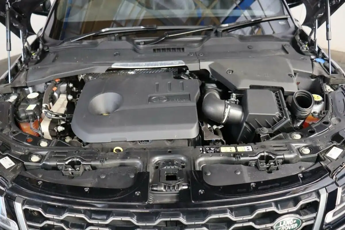 2022-land-rover-range-rover-evoque-15-p300e-r-dynamic-hse-big-21
