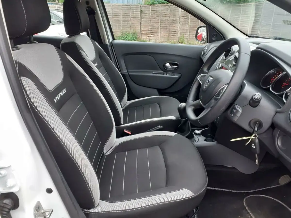 2018-dacia-sandero-stepway-09-tce-essential-big-13